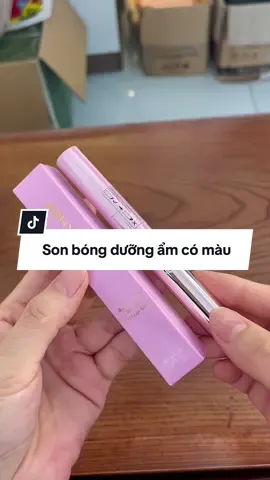 Son bóng dưỡng ẩm mềm môi có màu #sonbong #sonduongam #son #sonduong #xuhuong #trend #thinhhanhtrend 