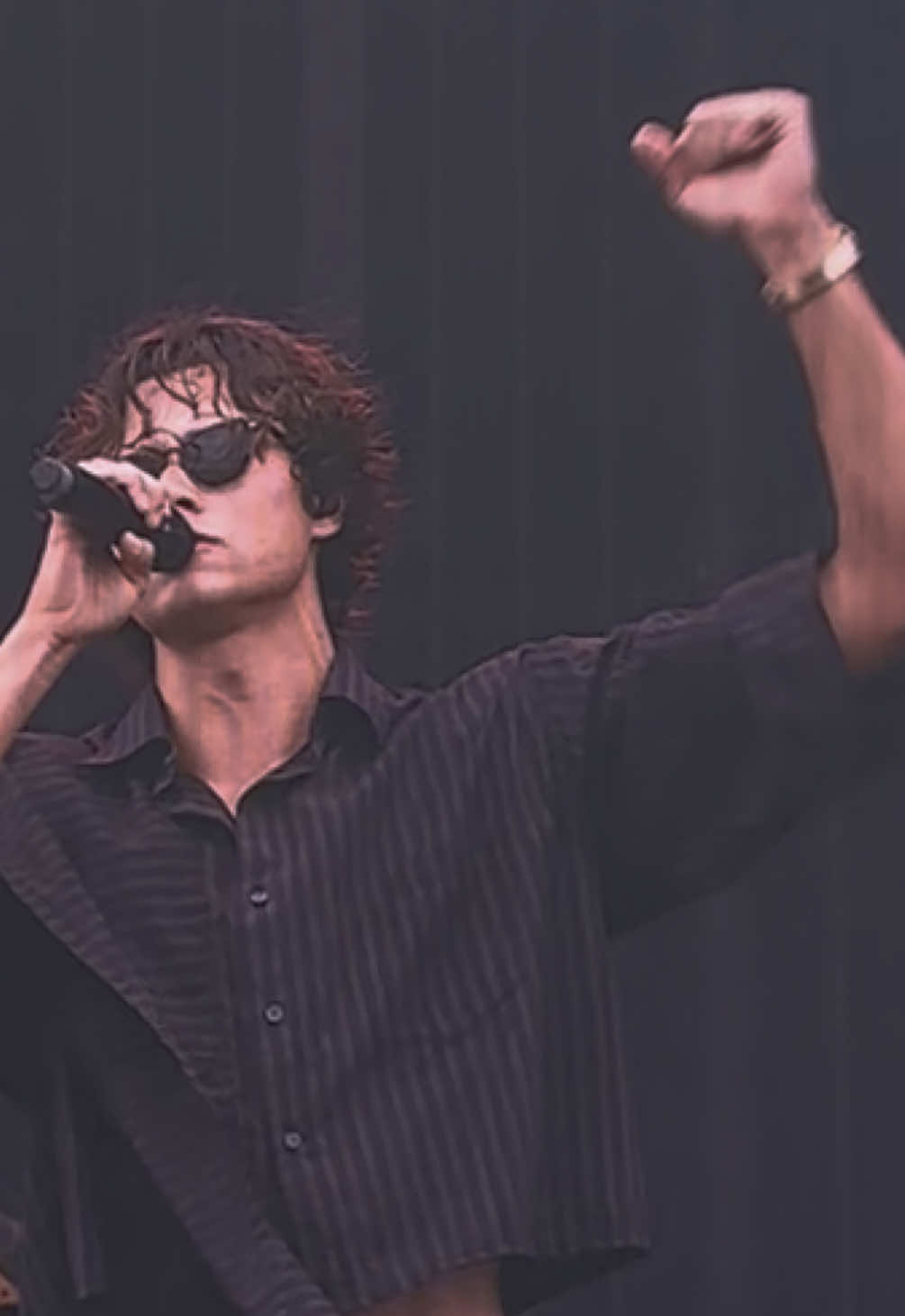 OH I LOVE IT AND I HATE IT AT THE SAME TIME 🩶  #davidkushner #daylight #rockwerchter #werchter #festival #oliviarodrigo #song #sadsong #concert #music #fyp 