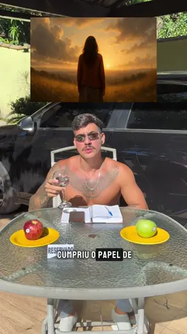 Pessoas passam pela nossa vida pra nos ensinar, estejam sempre atentos.  . . . #Viral #fyp #fy #motivacao #cafecomteutio #maturidade #relacionamento 