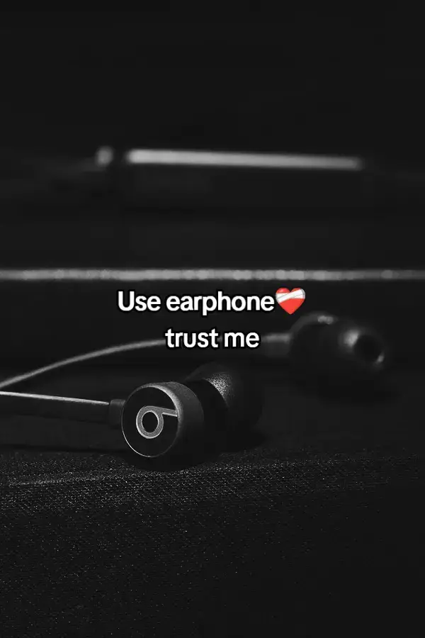 This song>> #8dmusic #8d #useheadphones #fyp #viral 