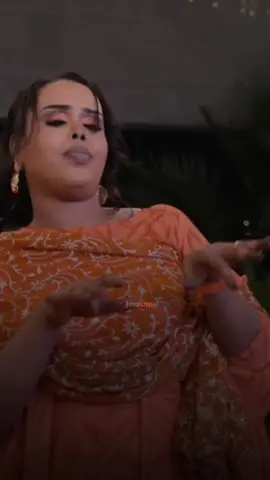 Dumar Kale Ka Dheraday Ee Dhowr Jacaylkena ❤️ - #qanciyelyrics_4 #blackscreen_qanciye #shaadiyosharaf #maxamedbk #dumarkalekadheraday #eedhowrjacaylkena 