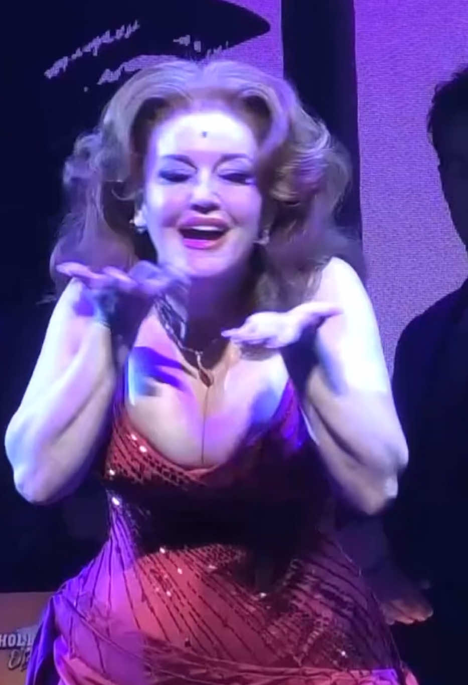 #deathbecomesher #broadway #jennifersimard 