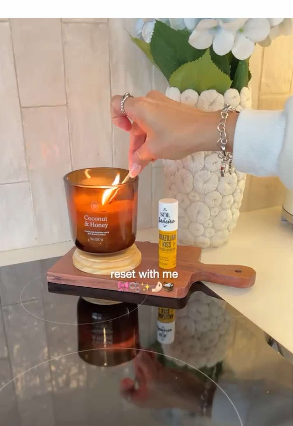 ASMR reset with me 🎀🧼🌸#cleaning#cleaningmotivation #aesthetic #reset #resetroutine #cleanwithme