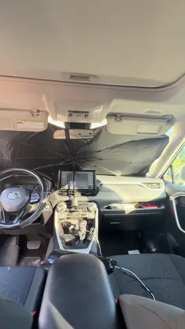 100°F in Florida? My car turns into an oven every time I park outside 😤 This foldable umbrella-style sunshade just changed the game! Blocks heat, protects my dash, and folds in 2 seconds. Only $11.99 with free shipping — don’t sleep on this 🔥 #CarHack #FloridaHeat #TikTokMadeMeBuyIt #CapCut #fyp #esfna2025#esfna #ethiopian_tik_tok #viralvideo #habeshatiktokforyou #foryou 