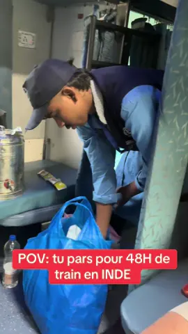 Je traverse linde en train 