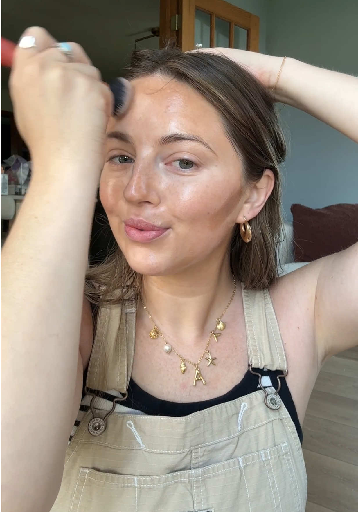 Sunday makeup 🤭 #grwm #MakeupRoutine #makeup #everydaymakeup #easymakeup #glowymakeup #minimalmakeuplook #getreadywithme @Saie @MERIT Beauty @Kiehl's Since 1851 @Anastasia Beverly Hills @e.l.f. Cosmetics 