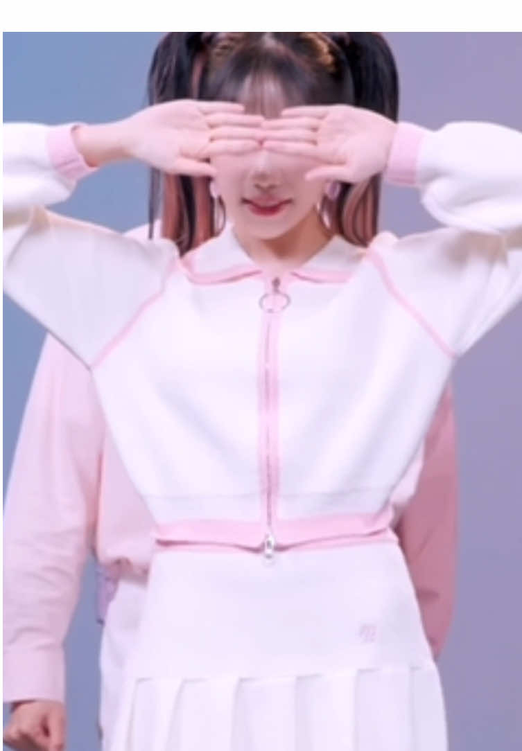 Fancam da jo yuri sem qualidade!! #doriscams #fyp #kpop #joyuri #izone #solista #fancam 