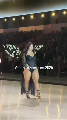#perfeita #giselle #victoriassecretfashionshow #diva #giselle #adrianalimaedit #divas #giselebundchen #alessandraambrosioedit #alessandraambrosio #adrianalima 