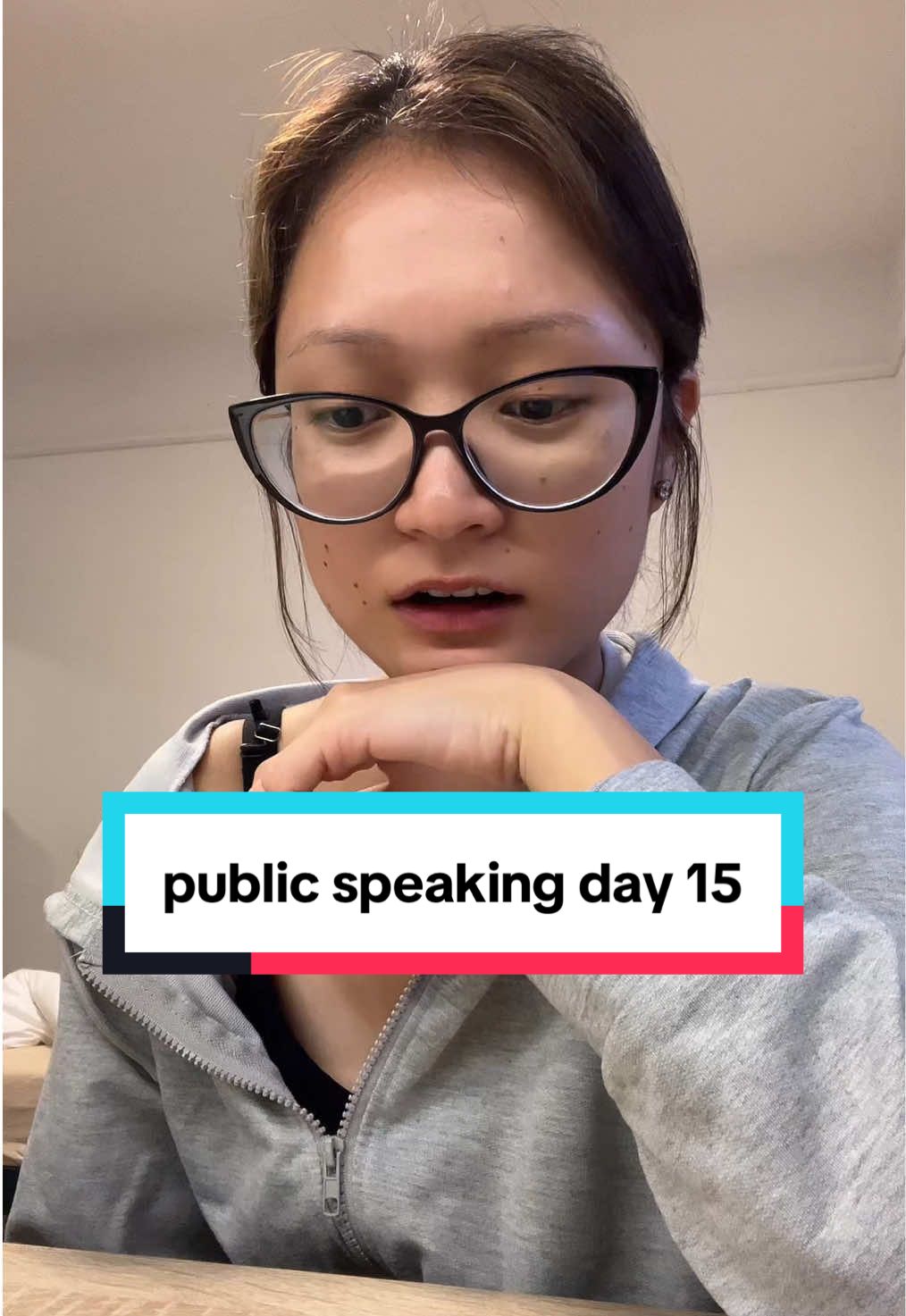 public speaking challenge day 15! wooo we're halfway through, thanks for coming along on this journey with me! today i talk about how the slippage of time feels faster when you wake up late vs early. because of the sun? people being more active during the day? or bc i just grew up this way?  #publicspeakingchallenge #asian #uktiktok #wakeuplate #sleepschedule 