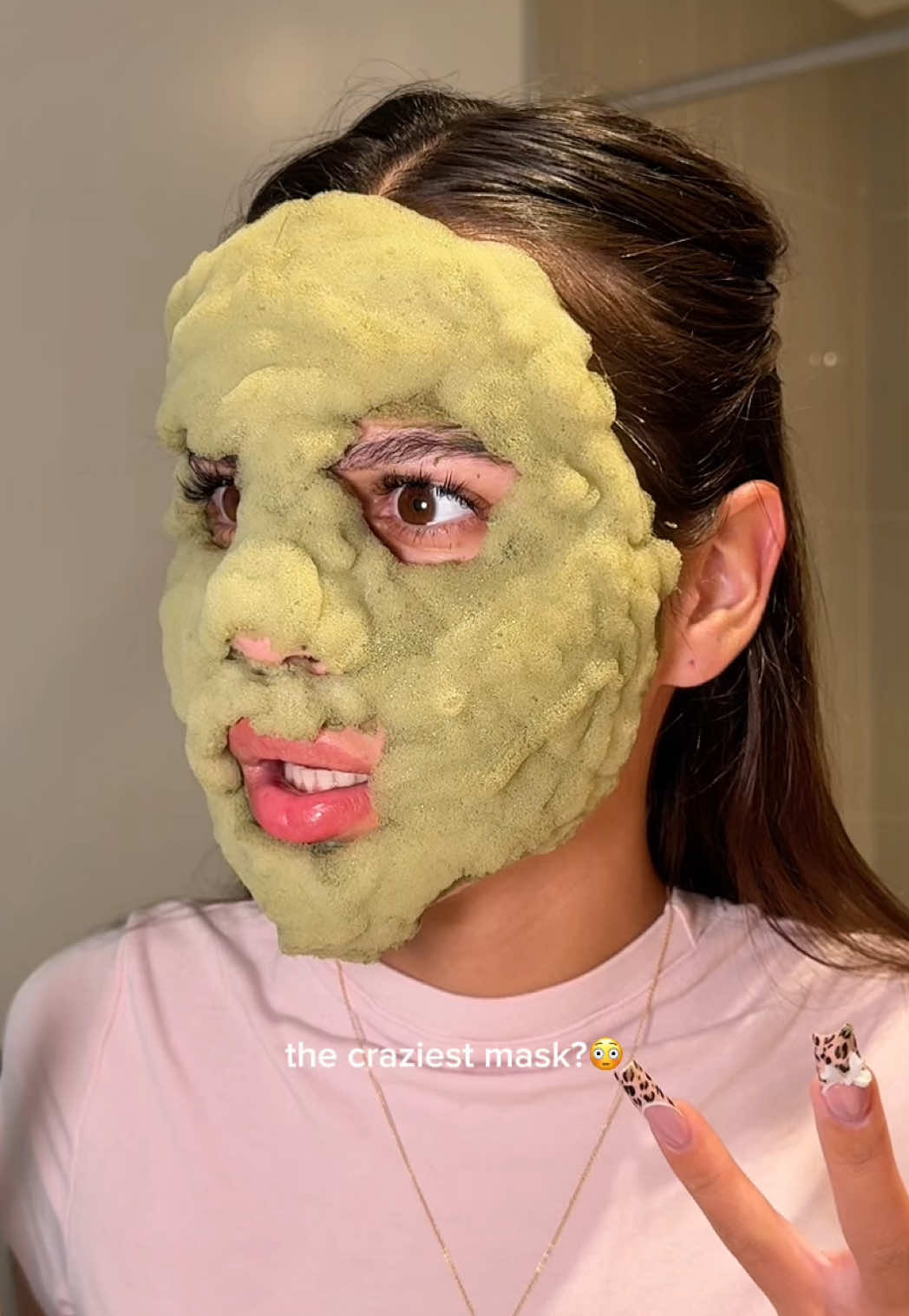 THE CRAZIEST face mask I’ve ever seen by @P.CALM 😳 Holy Basil Bubble Deep Mask 🌱 You can find the link in my bio! #skincare #facemask #pcalm #grwm #facecare #SelfCare #koreanskincare #porecleaning #bubblemask #glasskin #holybasilmask #kbeauty #eveningroutine 