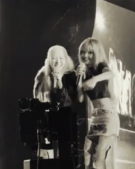 حبيباتي🥹💋.#lisa #rosé #chaelisa #blink #stay #explore #fouryou #viral 