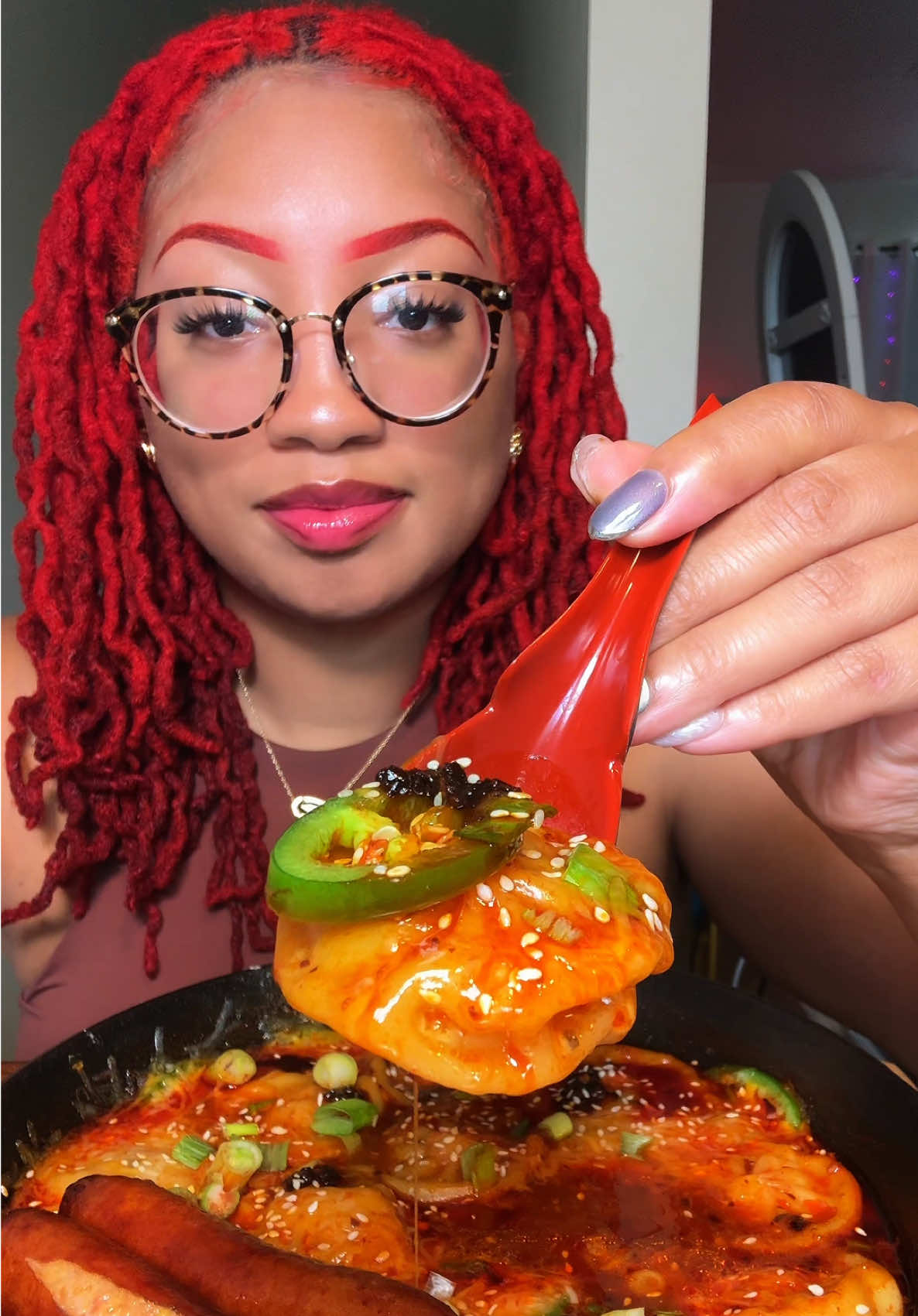 Cheesy & Spicy 🌶️ 🥵 Soup Dumplings with Jalapeno Cheddar Sausage #mukbang #soupdumplings #stewtype #buldak soup dumplings mukbangs