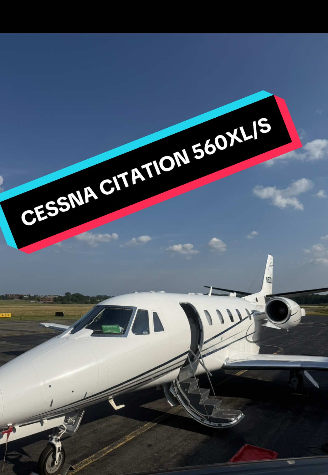 Interior and Carpet Extraction of a Cessna 560XL/S #detailing #aviation #cessna #fyp 