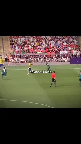 Olha o Neymar 🥶🥶🥶 #neymar #neymarskills #skills #edit #vayprofycaramba #fotballtiktok 