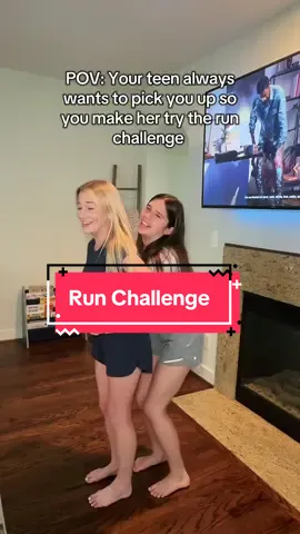 Mom and daughter run challenge #funny #trend #challenge #runchallenge #MomsofTikTok #foryou #foryoupage 