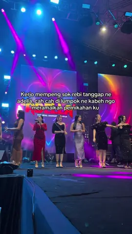 Kerjo mempeng sok rebi tanggap ne adella, cah cah di lumpok ne #omadella #fyp #foryourpage #dangdutkoplo #menikah 