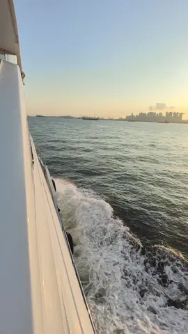 #pelautindonesia🇲🇨🇲🇨 #yachtlife #wisatasingapore #viraltiktok #tiktoksingapore #tiktokindo 