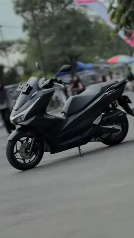 Ganteng banget 😮‍💨 #pcx160 #pcx2025 #hondapcx #roadsync 