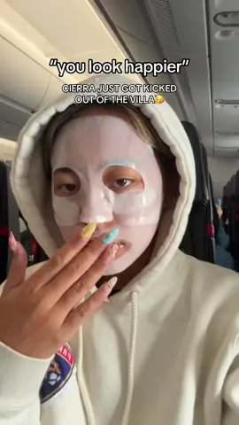 finding this out before my 15 hour plane ride and while having the bio collagen mask on was comforting hahah😭😭 #loveislandusa 