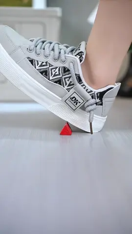 Giày Sneaker Giày Vải CANVAS mới nhất HOTTREND #xuhuong #xuhuongtiktok #foryou #fyp #viral #giaythethao #giaynam #giaysneaker #giaydep 
