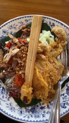 Wajib banget bep cobain ini pas ke bali #sisildibali #bali #nasicampur #makananviral 