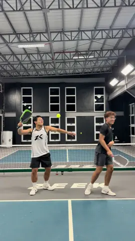 How do you treat your partner? 🤔 . . . . #zeekpro #pickleball #pickleballmemes  @ip.cortez @Raith 