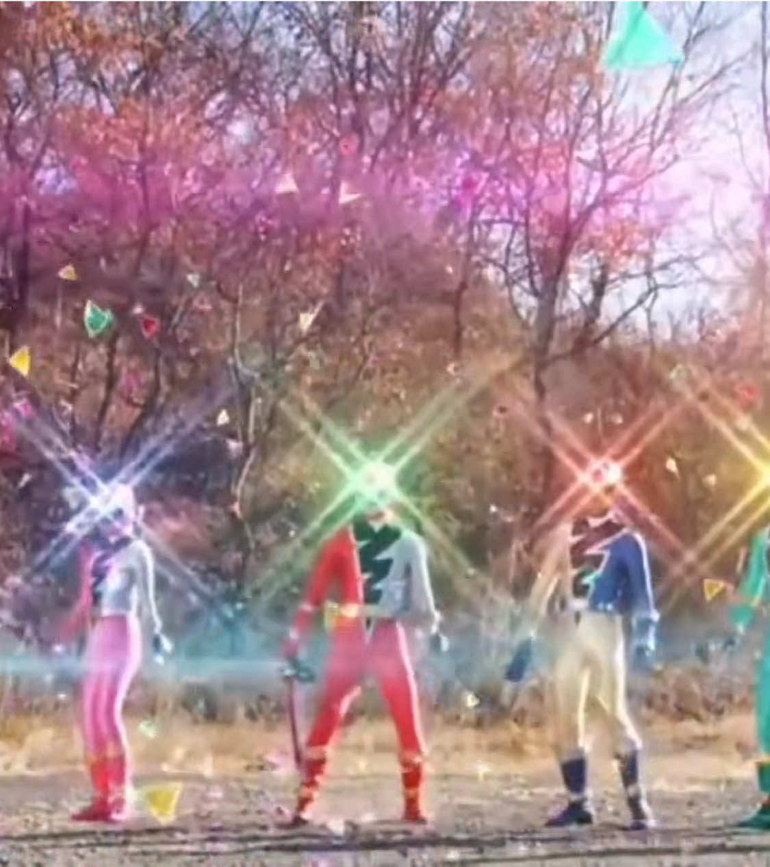 Ryusoulger version #fyppppppppppppppppppppppp #fyppppppppppppppppppppppp #supersentai #supersentaiseries #ryusoulger #kiryusentairyusouger #powerrangers #viralvideo #viralvideo #famous #viral #kamenrider #fyp #dinosaur 