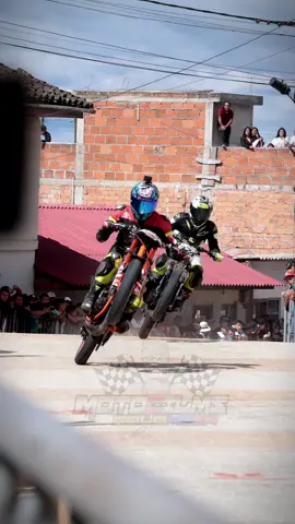 GUACHAVES _ NARIÑO 🏁🦁🥶🥶🥶 . . . #motofilmscolombia  #supermoto  #150  #dt150  #carrerasdemotos  #motovelocidadcolombia  #dt  #motovelocidad #dt125 #gp 