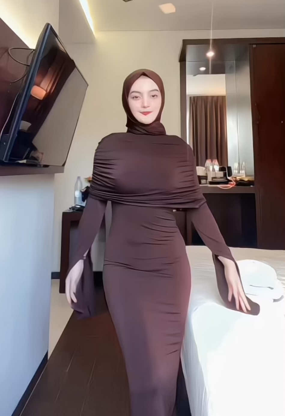 #fyp #dresssimple #ootdhijab #outfitinspiration #inspirasihijabstyle #dresskondangan 