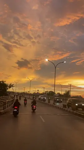 Entah alasan apalagi untuk bisa balik ke kota ini✨🥹  #banjarmasin 