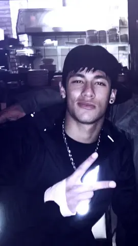 cakep bener om bantu salin tautan #neymarjr #brazil #barcelona #santosfc #football #preset #fypp #foryoupage #lewatberanda #bismilahrame #xyzbca #sepimulu #tiktokpelitfyp 