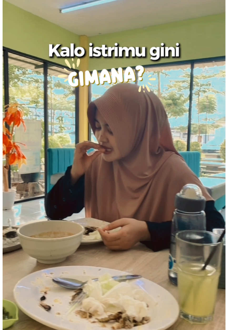 Kamu juga gini? Atau paksu istrinya kaya gini juga ga? 😂 📌 Tag istrinya atau komen “AKU BANGET” disini 🤭 #istrihebat #ceritapernikahan #pernikahan #istribahagia #ummaara #suamiistribahagia 