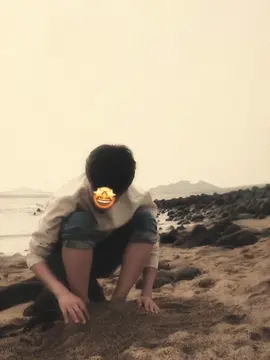 lagi di pantai nih 🙂‍↕️🫶🏻 #treasure #jeongwootreasure #parkjeongwoo #4u #foryou 