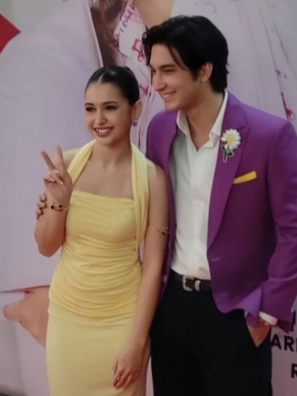 rangkul trus ju biar ga ada yang ambil sasannya😋 #juniorroberts #sandrinnamichelle #sandrinnamichelleskornicki #junioraddict #fyp 