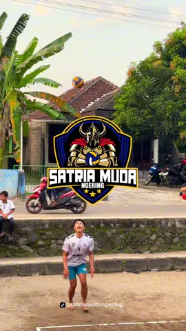 Rally panjang selama di SM 🫣 || 5 vs 5 gayenge ngene po meneh 6 vs 6 🙂‍↔️ #voliasik #voliindonesia #volleyball #masukberanda #moots? #foryou #voli #volitarkam #tarkamvoli #fyp #fypシ゚viral #fypage #dagelan #katakata #hidupsehat #klaten24jam #klaten #satriamudangering  