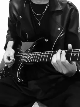 intro ganteng katanya #separuhnafas #guitarelectric 