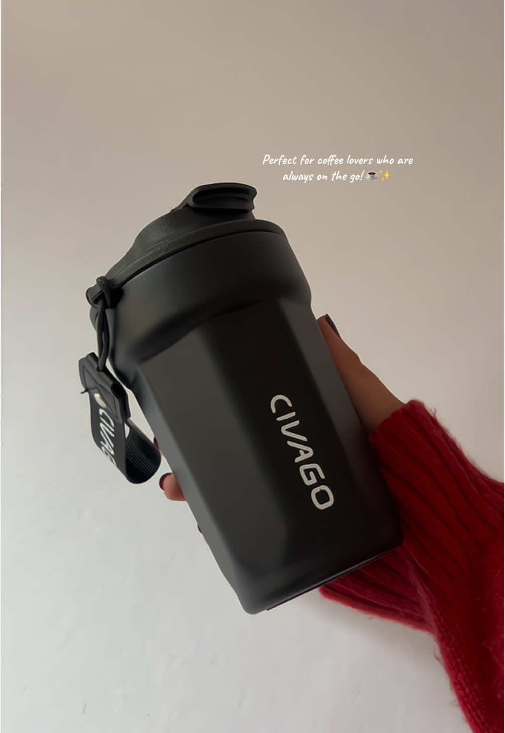 Leak-proof. Ceramic-lined. Travel-approved. #civago #civagocoffeemug #13ozcoffeemug #coffeelover #civagomug #coffeeonthego #travelmug #ceramiclinedmug #hotandcoldmug #everydayessentials 