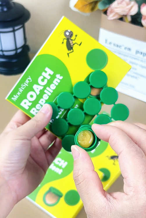 “MoonSpty Roach Bait Gel - Wipe Out Cockroaches Safely! Pet-Friendly & Powerul!#Cockroachkiller#PestControl#RoachBaitGel#lndoorlnfestation#HomeCleaning#KitchenEssentials#PetSafe#EasyToUse#RodentRepellent#BugFreeHome#tiktokmademebuyit 