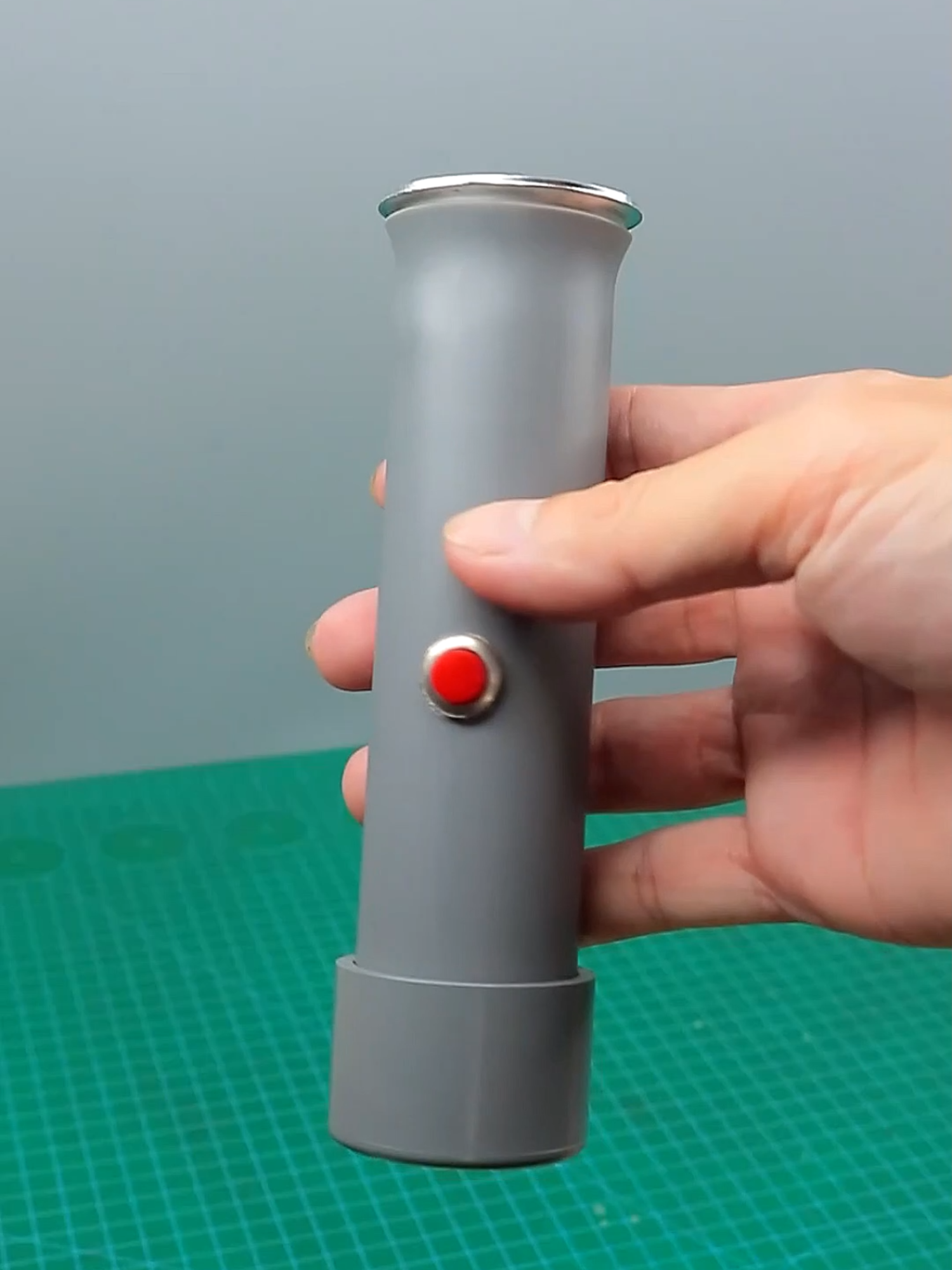 Remember This Tip – How to Make a Flashlight from PVC Pipe