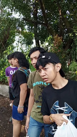 Setiap kejadian selalu ada warga yang kepo😌#ejpeace #fyp 