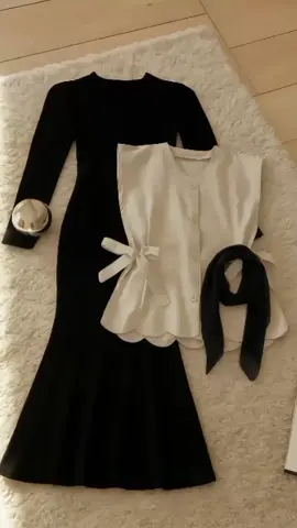 #oneset #setelanwanita #dress #OOTD #outfitideas 