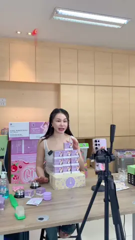 รีบเข้าไปในไลฟ์ตอนนี้เลย #ครีมรักแร้พี่ฝน #ยาสีฟันทิสมา #ยาสีฟันทิสมา #พี่ฝนคนหมื่นบ้าน #แอดมินน้ำ 