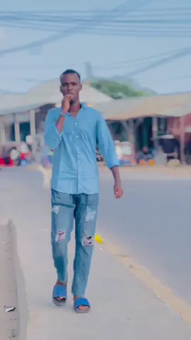 kobka kena guriga sodhisaa😜#ciyaalxamar🇸🇴 #somalitiktok #foryoupage #somalinimo #somalitiktok12 #fyp #fpyyy 