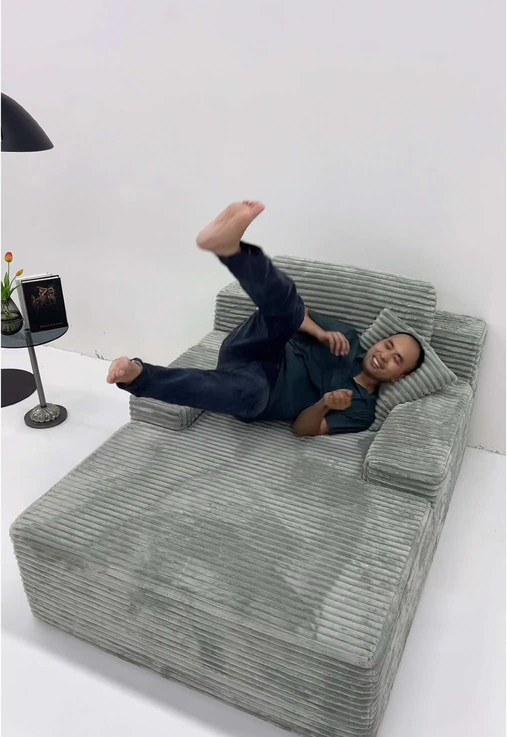 Folding sponge compression sofa bed #Tatcha #compressionsofa #sofa 