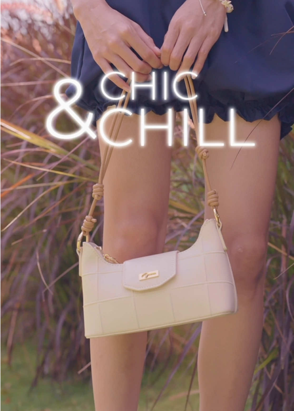 Vừa chic vừa chill - thêm ngay túi này vào giỏ hàng là đúng điệu #juno #junogiaytui #junofashion 