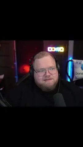 Twitch:t2x2 #t2x2 #t2x2edit #t2x2твич #t2x2stream #t2x289 #t2x2twi #t2x2moments #t2x2тоха #тоха #дрейк #мазеллов #mazellovvvtwitch #mazellovvv 
