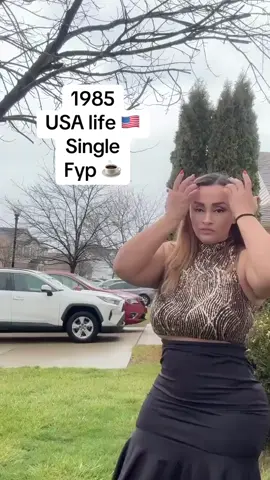 #beautifulgirl #single #singlewomanlife #SingleWomanUSA #over40 