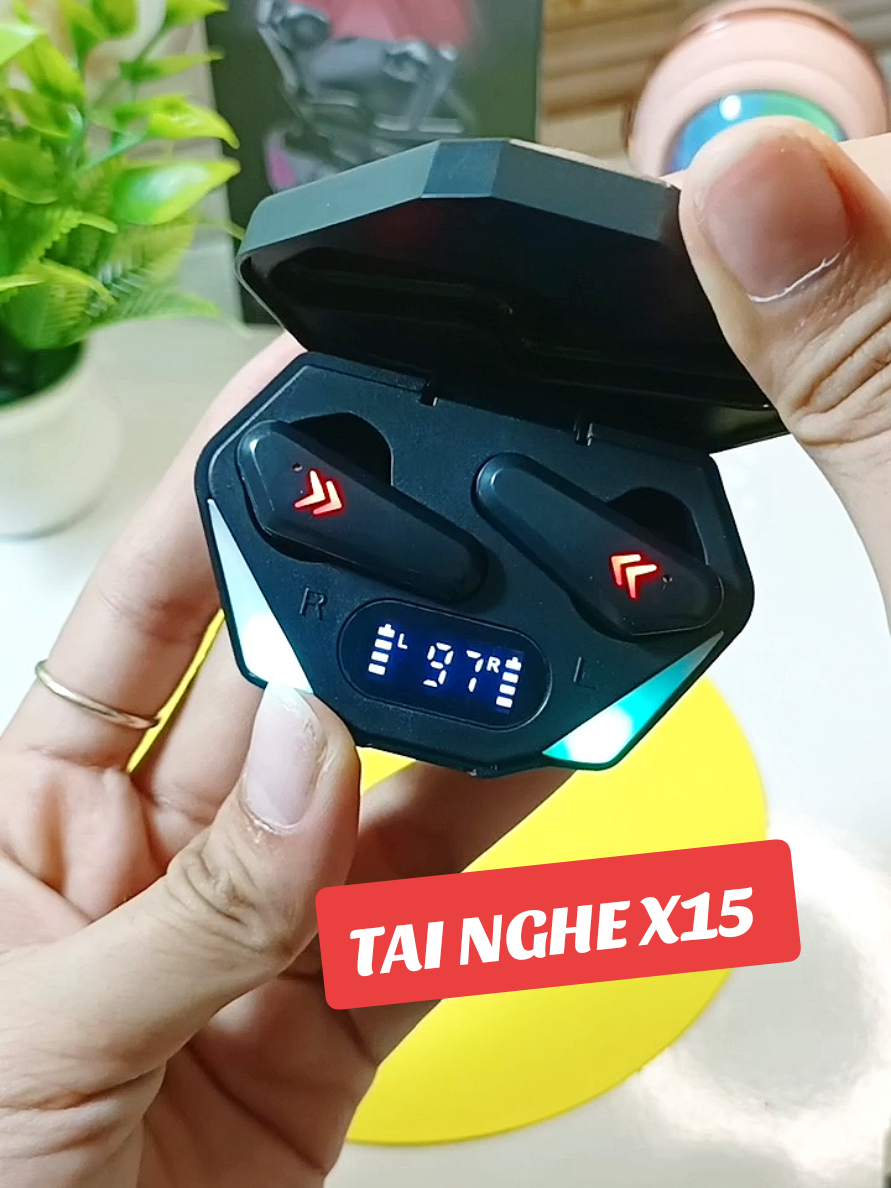 tai nghe Bluetooth x15 thích hợp cho bác nào đam mê chơi game nha #tainghe #tainghebluetooth #tainghechoigame 