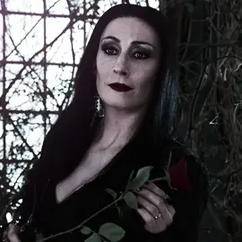 that’s my job. [cc: “bloodborne” on my payhip] #edit #morticiaaddams #theaddamsfamily 