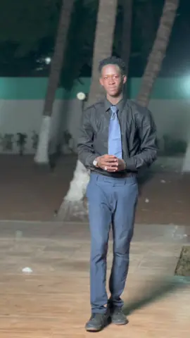 #🇲🇱🇲🇱malitiktok✊✊✊💪🏼✊ #foryouu #fypシ #viral_video #rival @weezy Brown officiel 